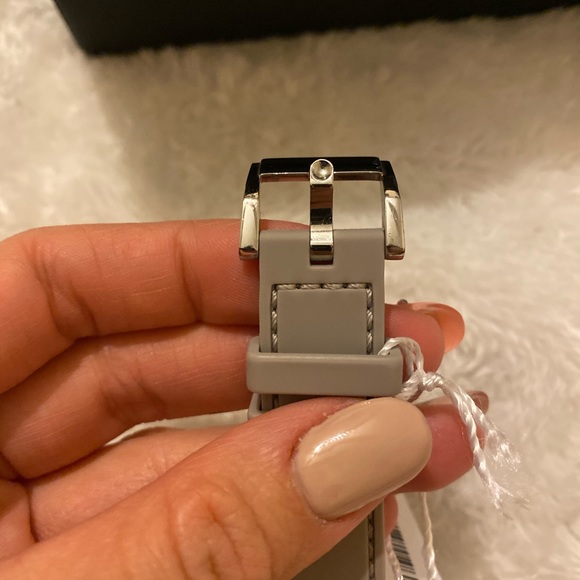 Movado watch - Picture 4 of 8